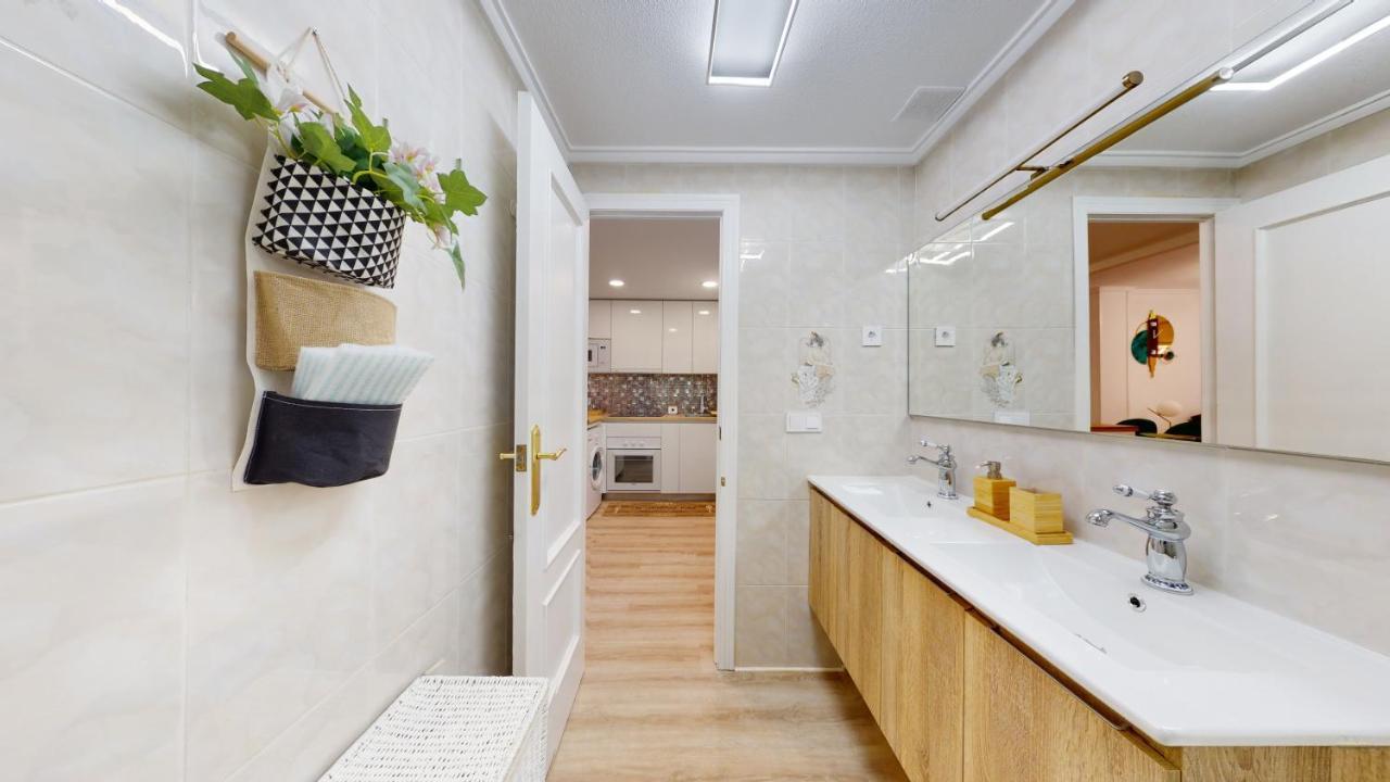 Pedro Lorca Apartment Торевиеха Екстериор снимка