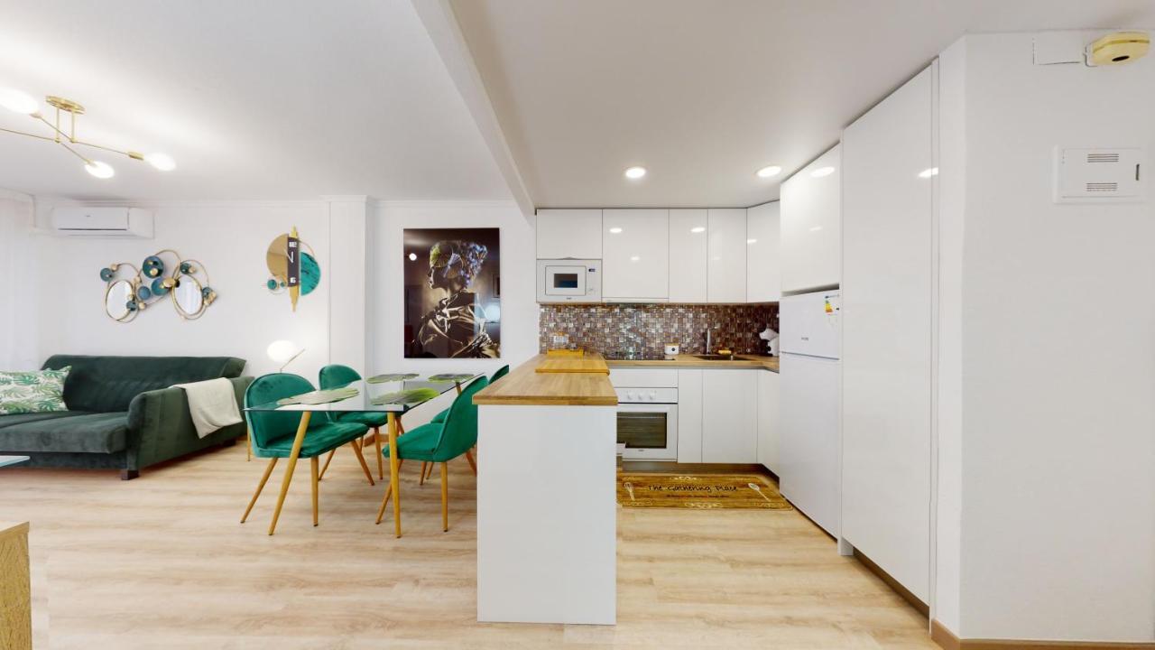 Pedro Lorca Apartment Торевиеха Екстериор снимка