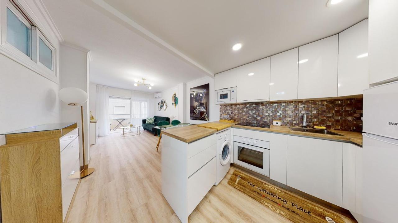 Pedro Lorca Apartment Торевиеха Екстериор снимка