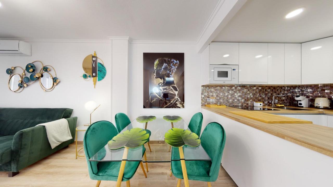 Pedro Lorca Apartment Торевиеха Екстериор снимка