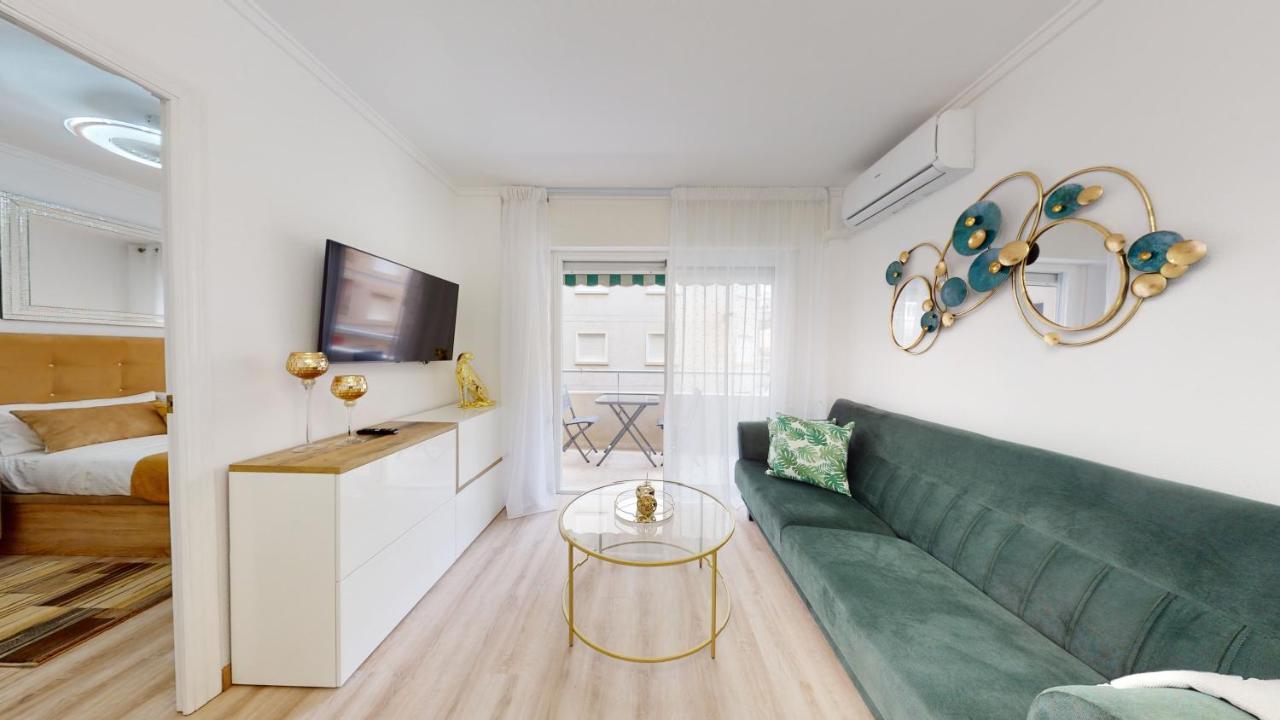 Pedro Lorca Apartment Торевиеха Екстериор снимка